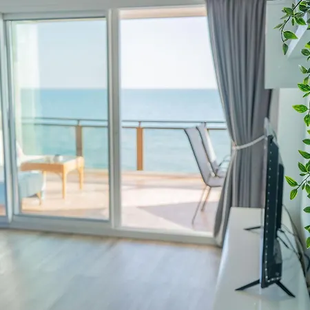 Malibu Dreams, Apartment Benalmadena